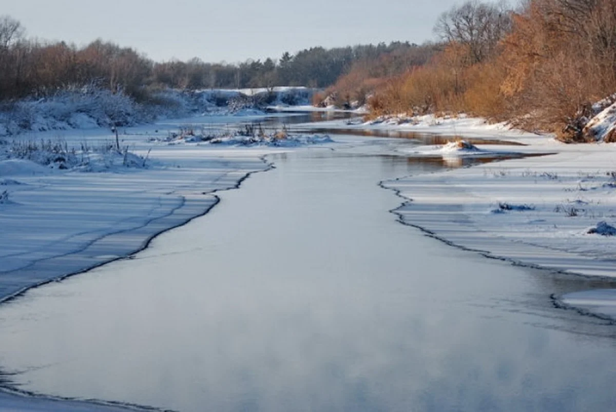 Таяние льда на водоемах. Ледостав на реке. Весенний ледостав. Ледостав на озере.