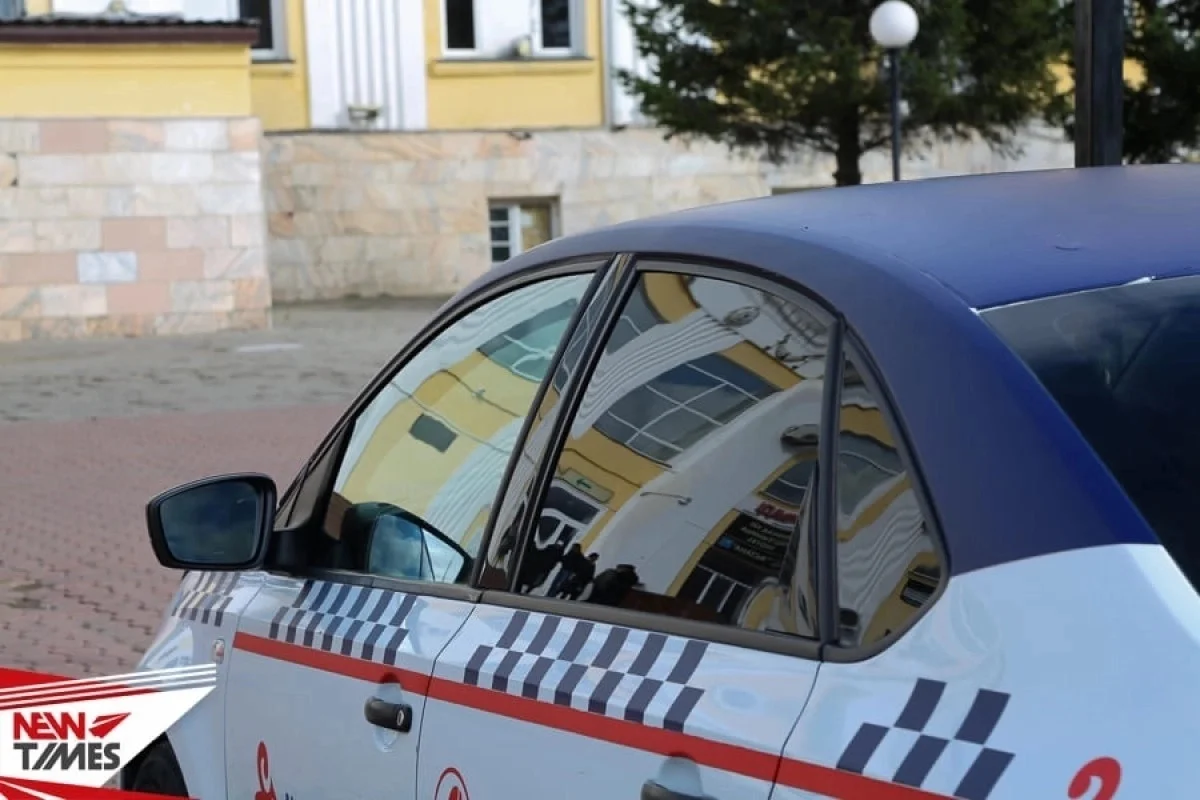 В Актобе таксисты бесплатно помогли эвакуировать жителей с мест подтоплений