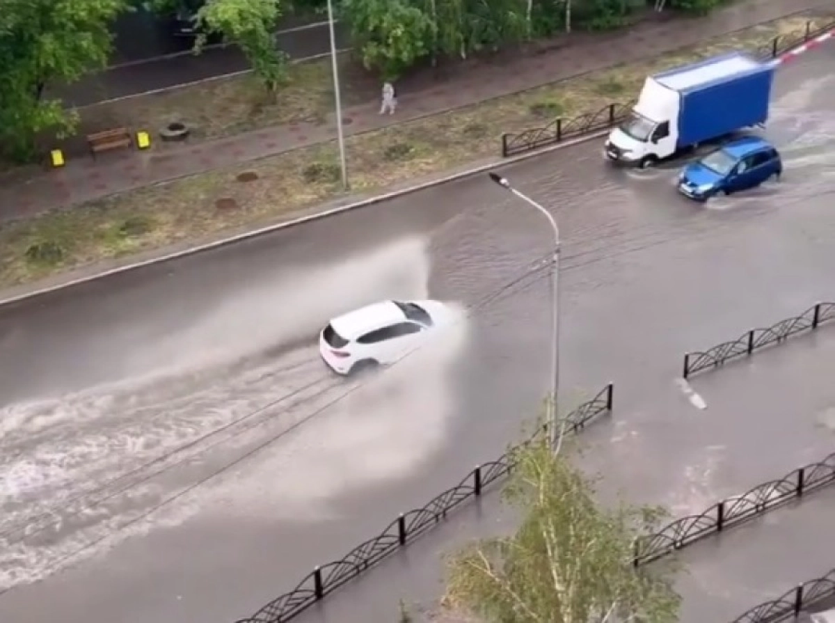 Порно видео: скрытая камера костанай