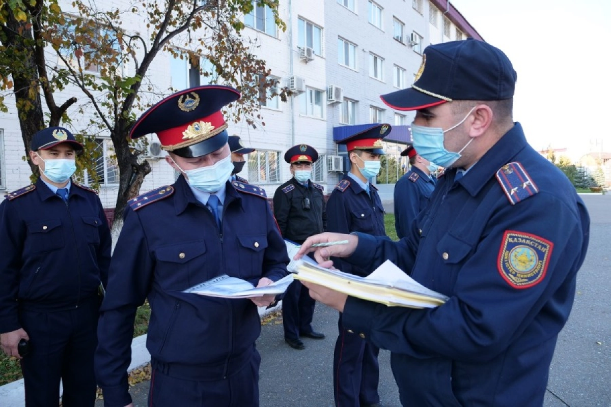 Участковые в Алматы пожаловались, что после январских событий пользуются  личными авто