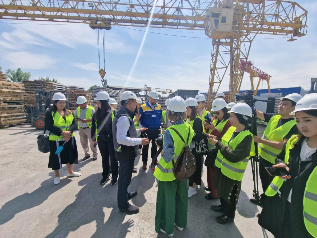 Фото организаторов пресс-тура