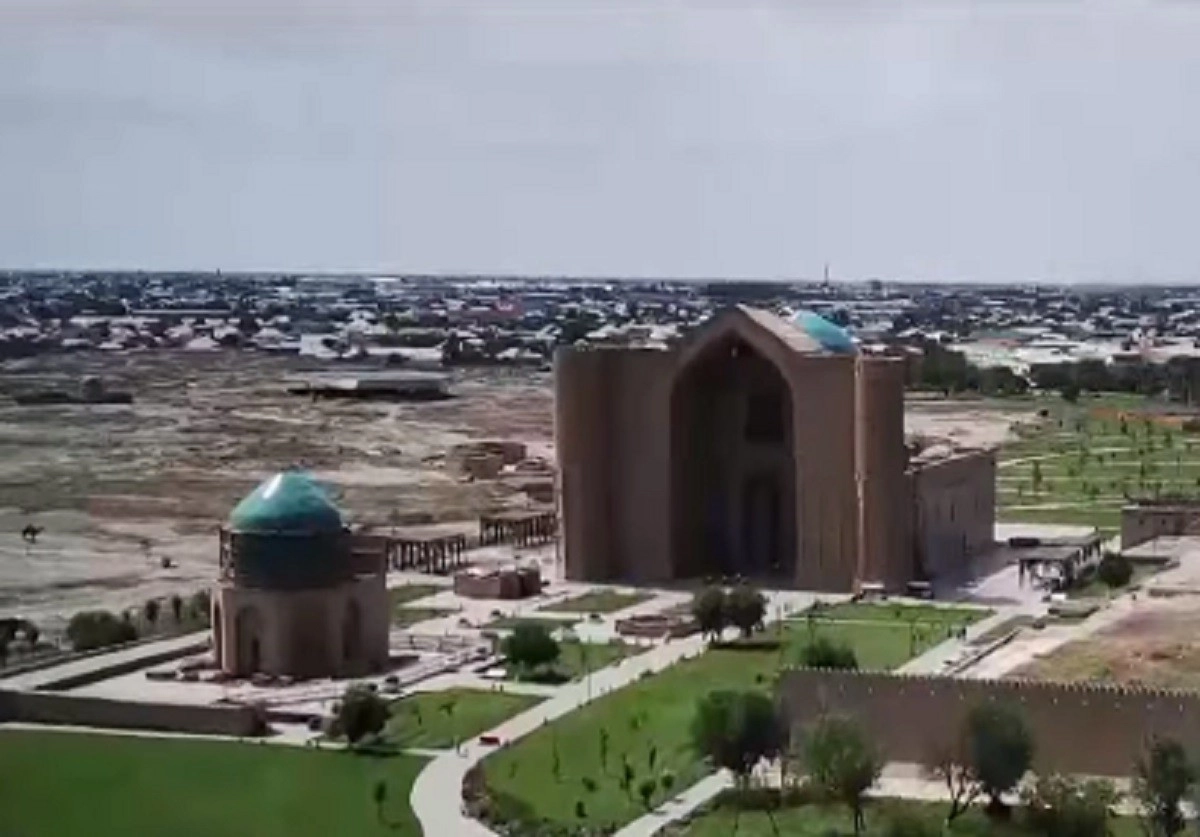 Кадр из видео