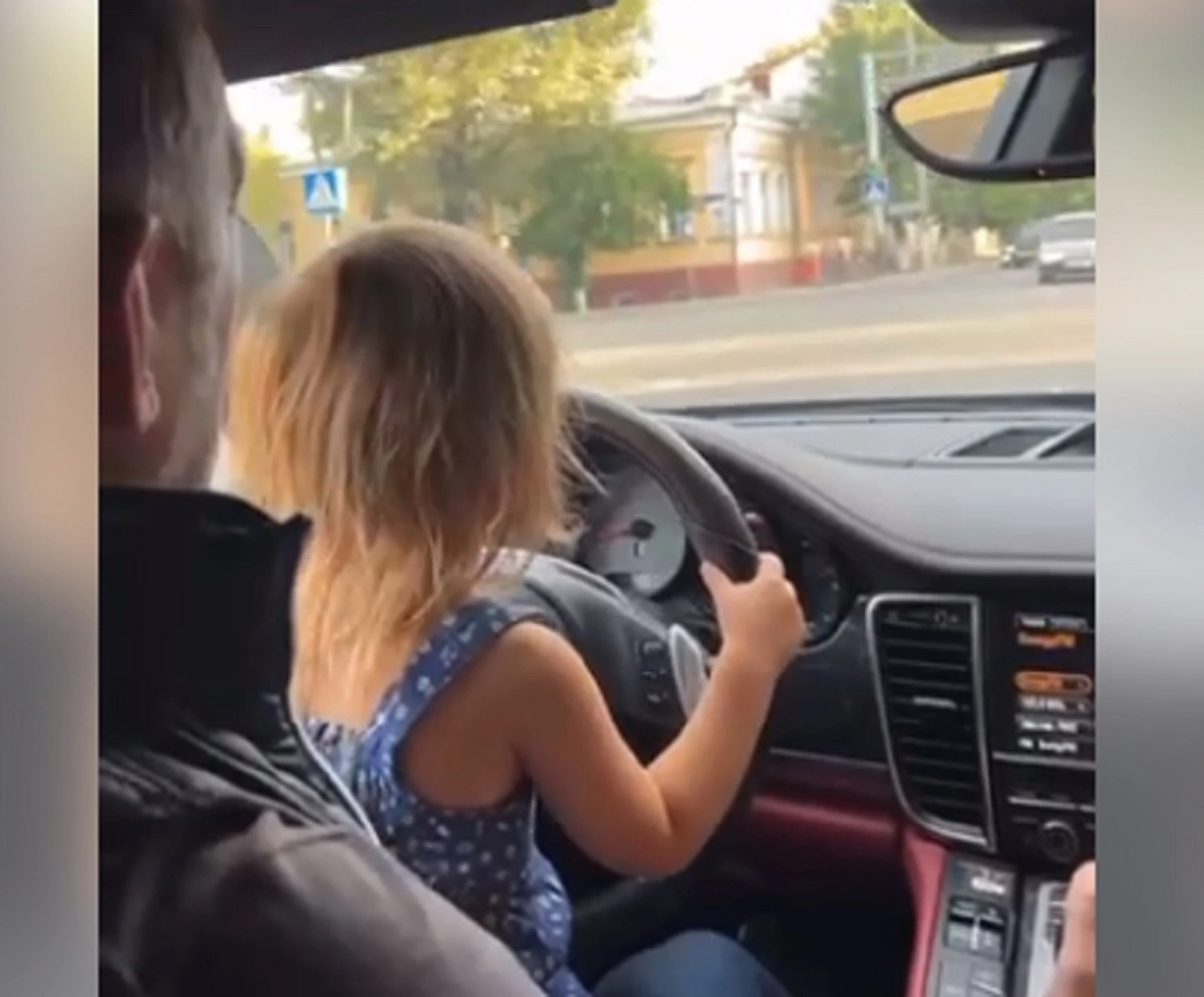 Кадр из видео