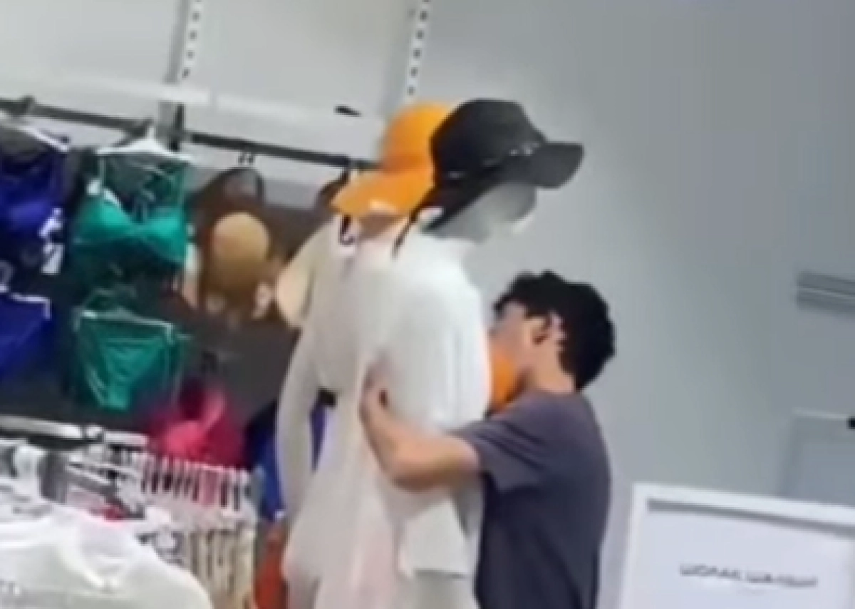 Кадр из видео