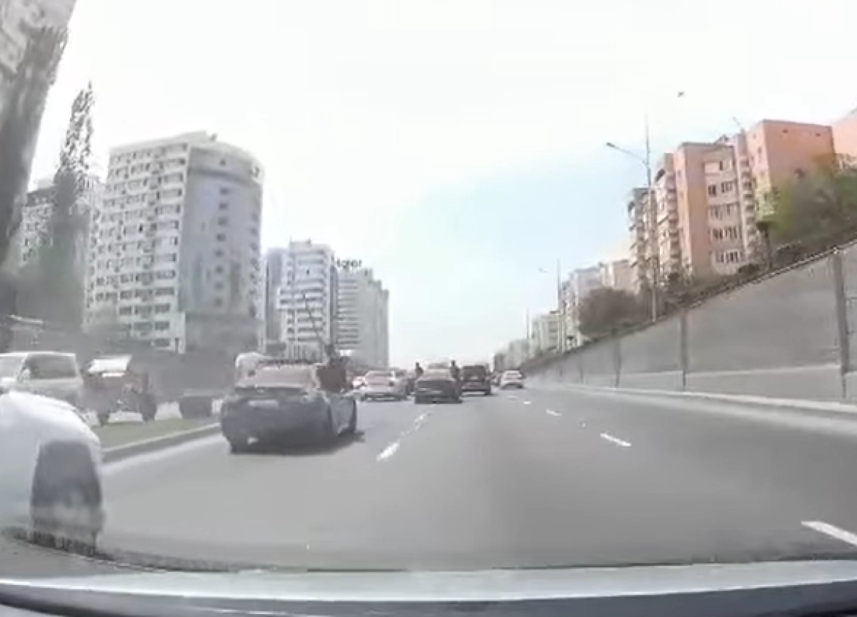 Кадр из видео