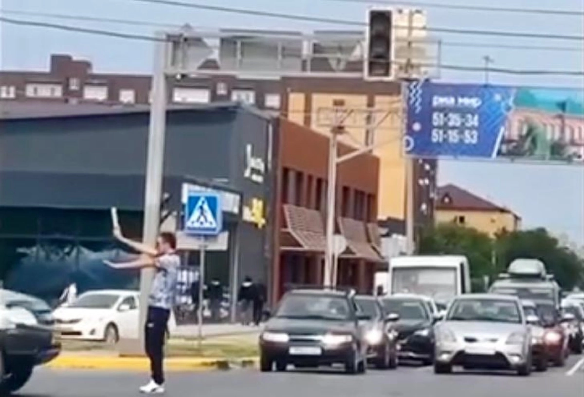 Кадр из видео