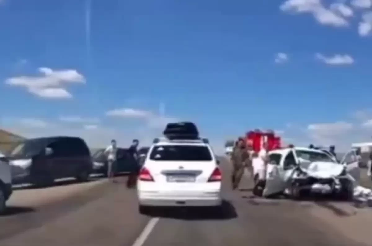 Кадр из видео