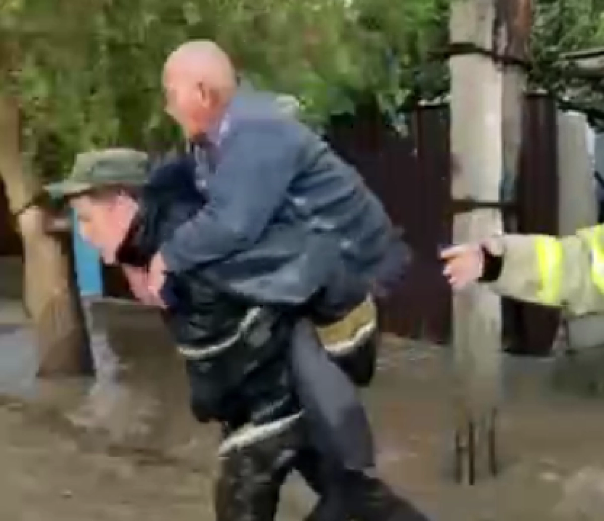 Кадр из видео