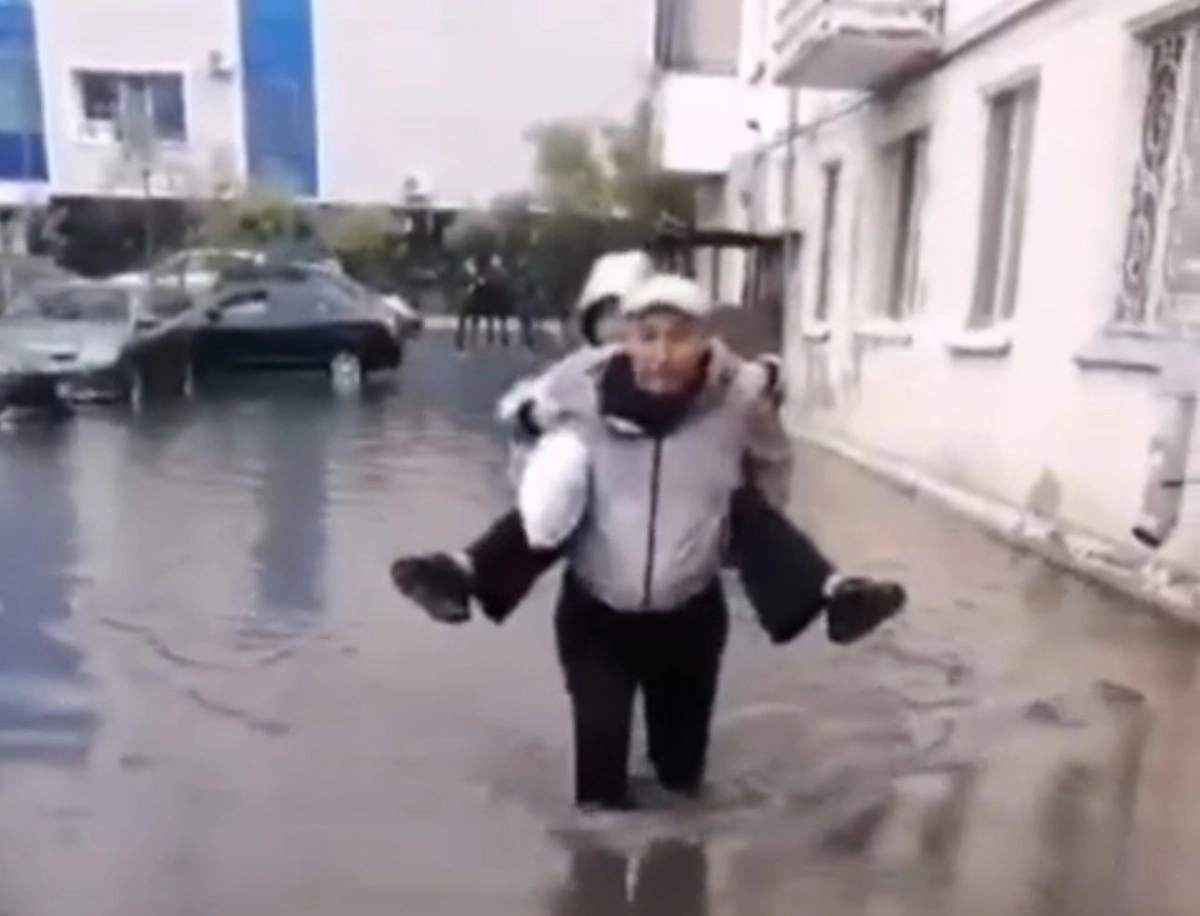 Кадр из видео