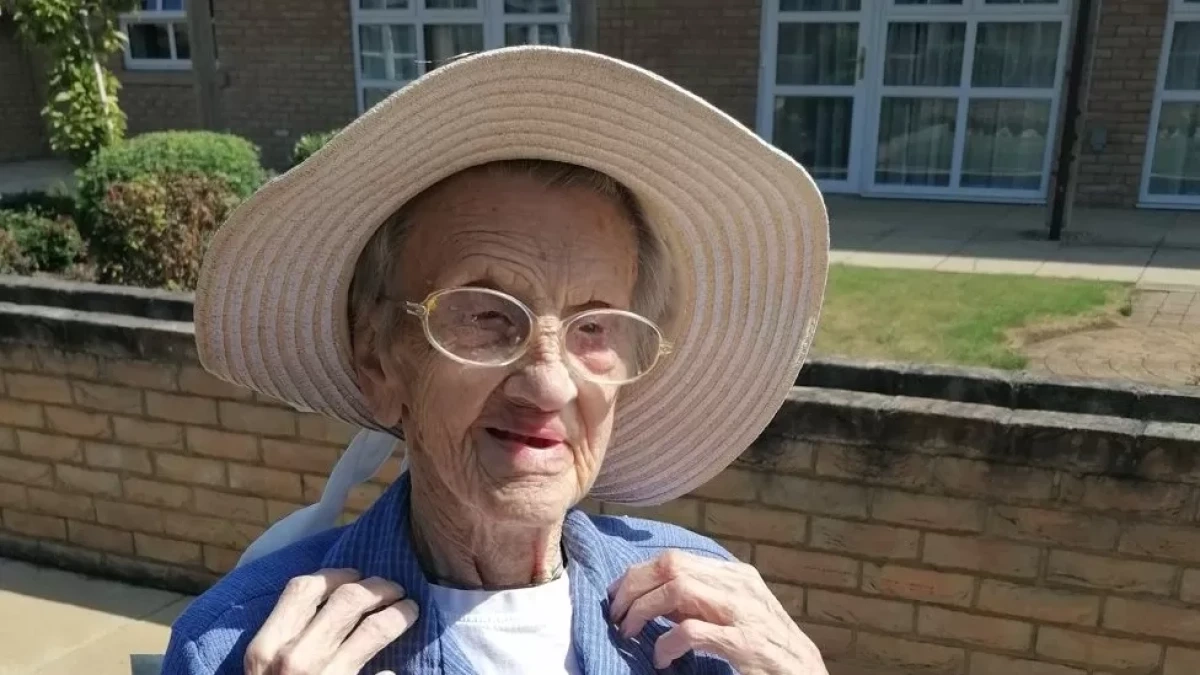 Фото: John Devine and Helen Burchell, BBC News