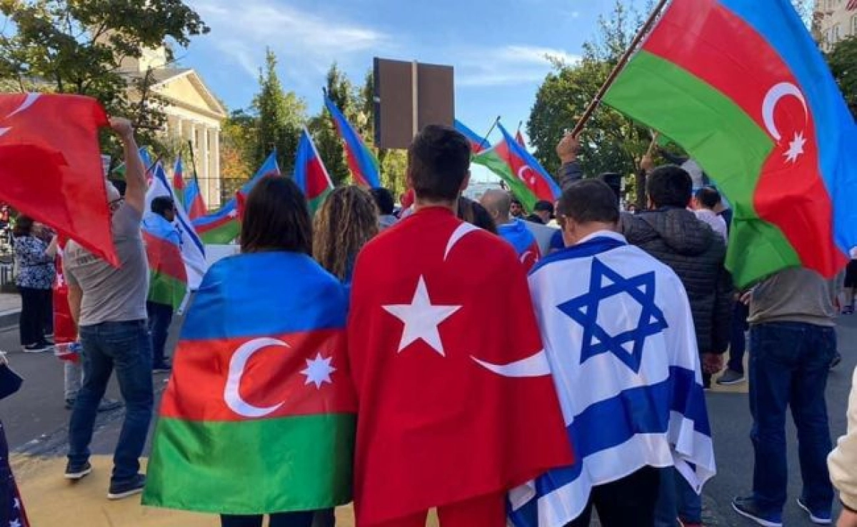 Фото: Ambassador of the Republic of Azerbaijan to the United States Elin Suleymanov/Twitter