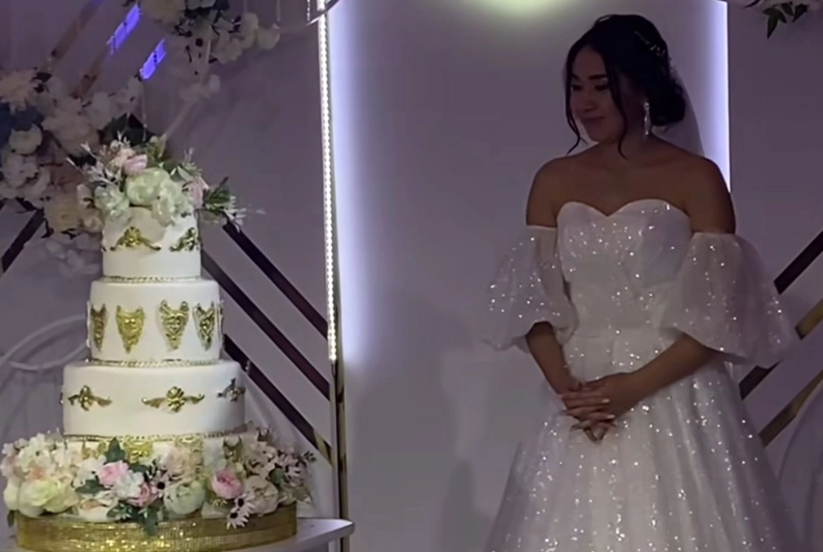 Порно видео скрытая камера секс на свадьбе казахстан