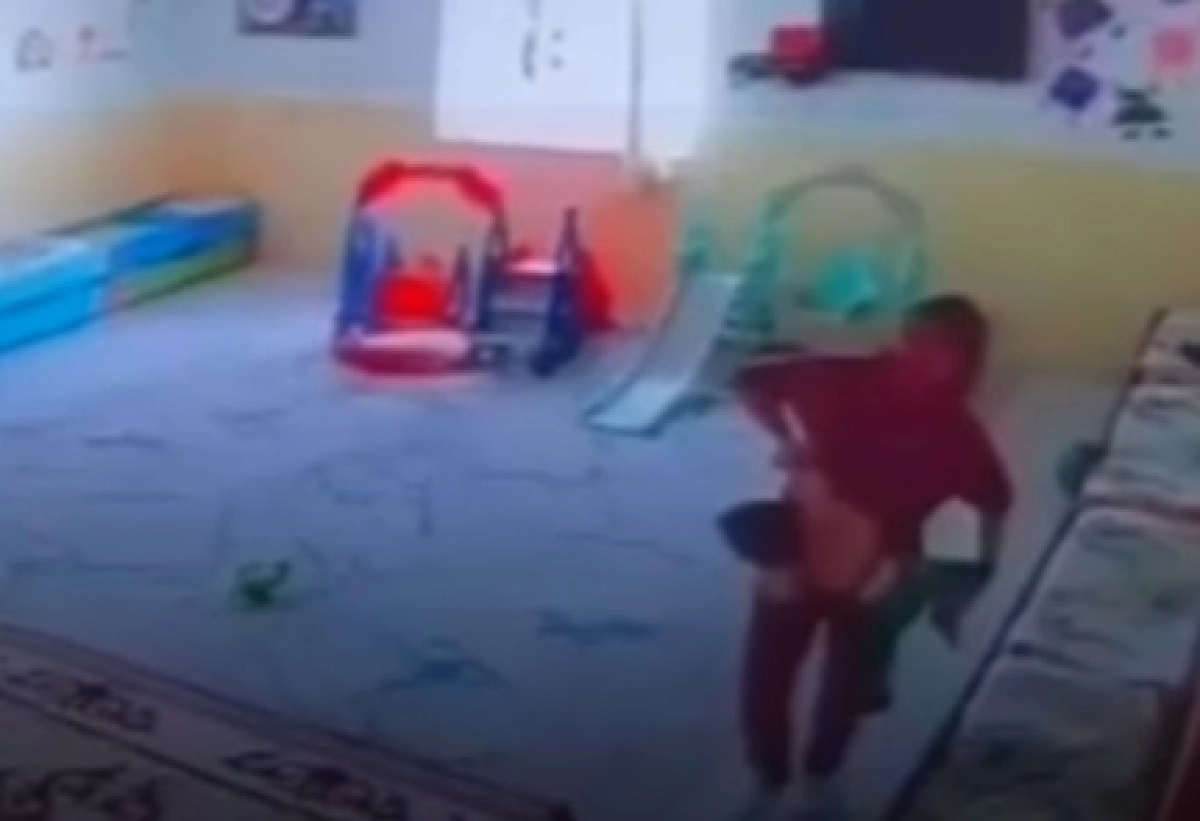 Кадр видео