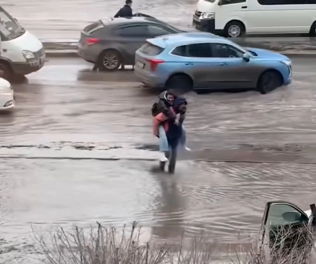 Кадр видео