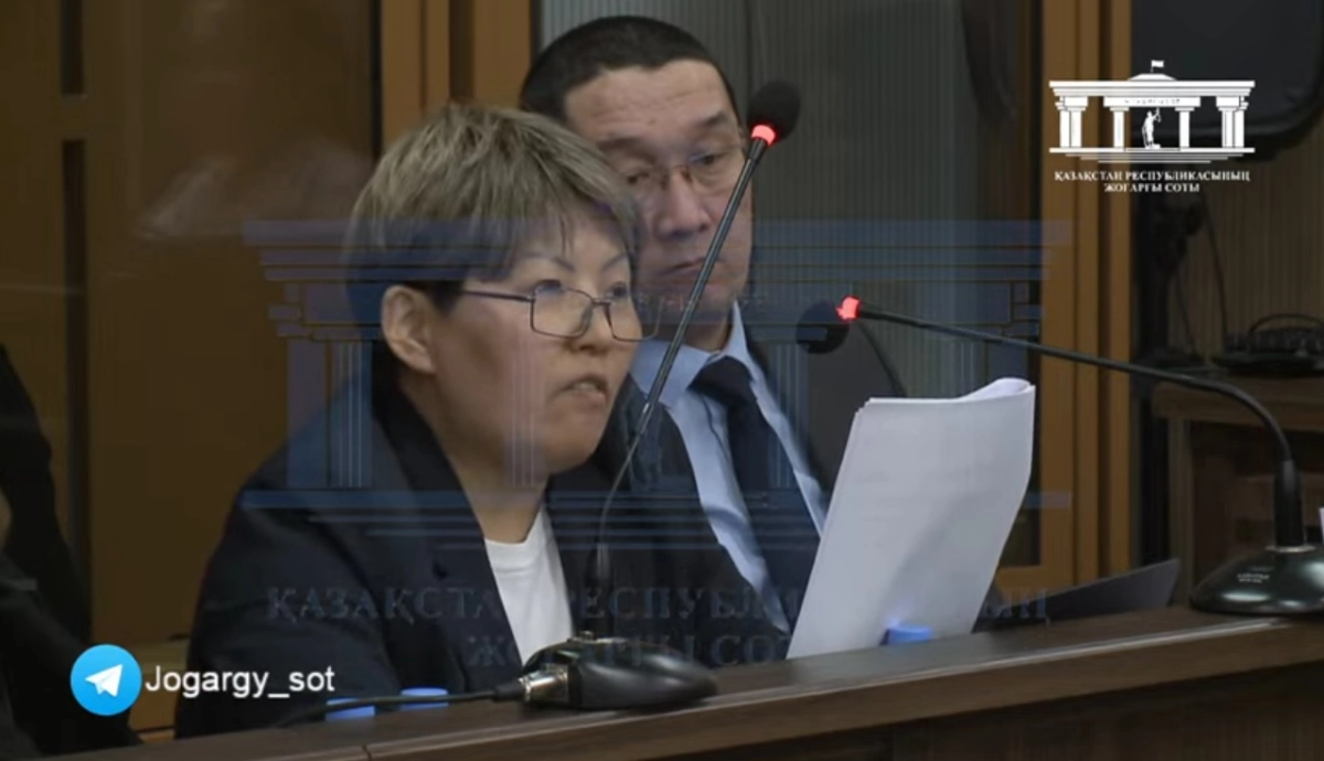 Кадр из трансляции суда