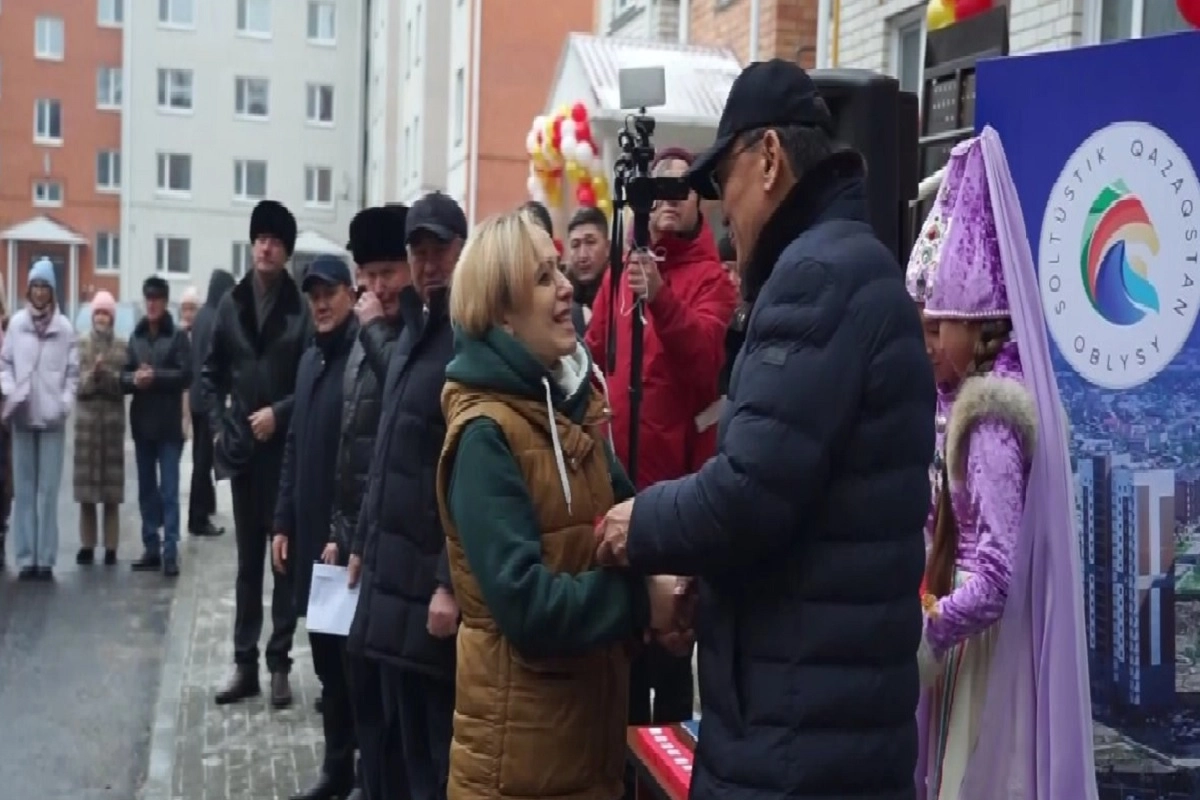 Жители новой арендной многоэтажки задыхаются от нечистот в Петропавловске