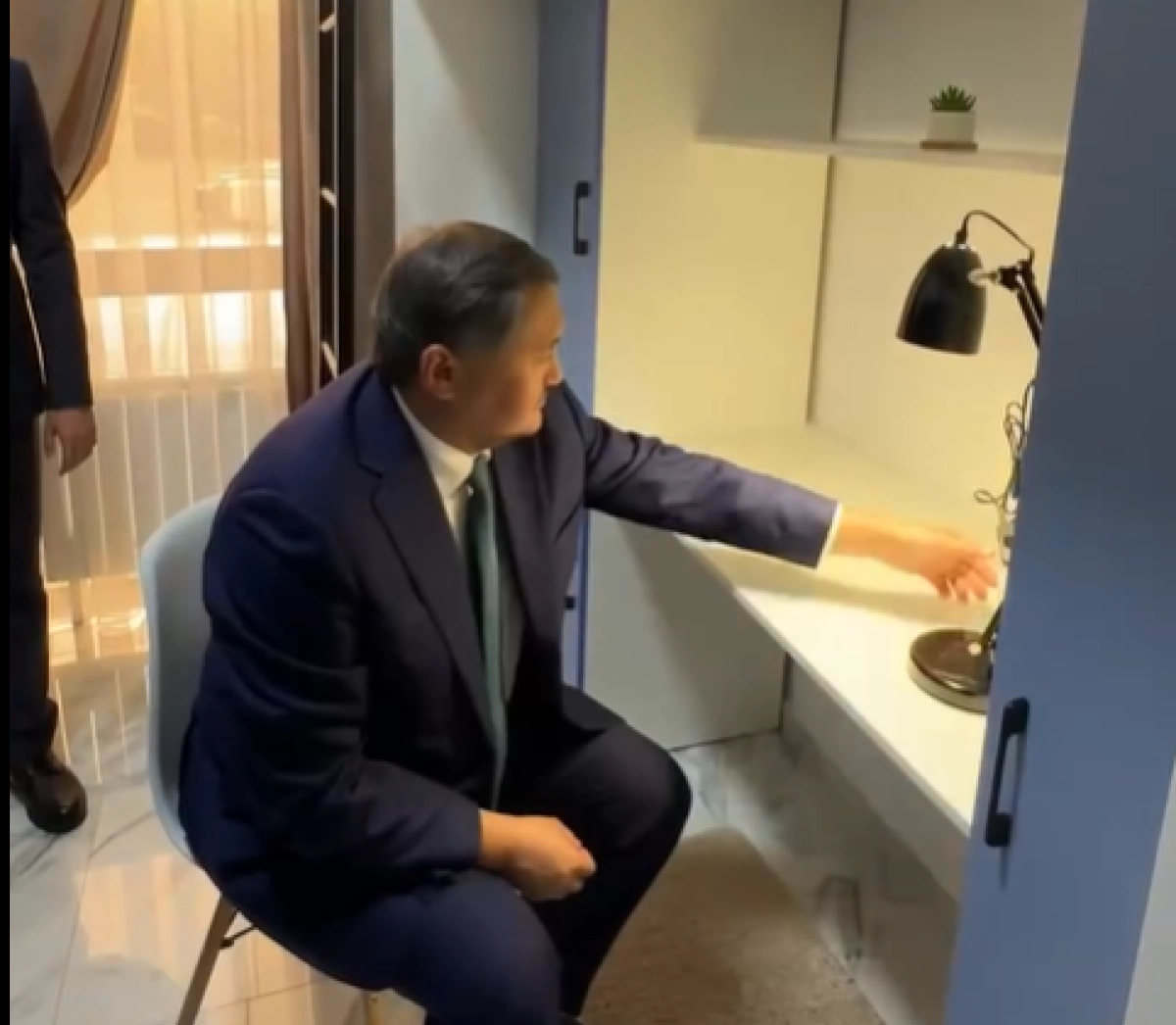 Кадр из видео