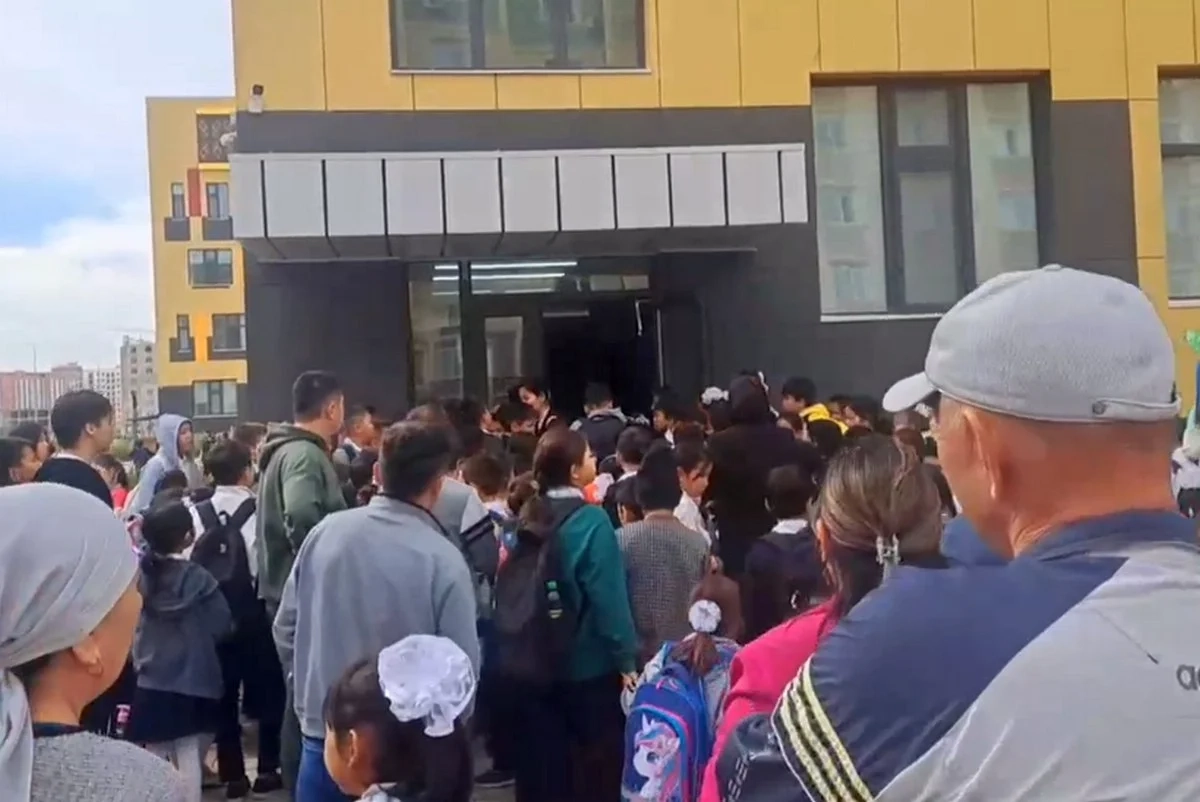 Кадр из видео Lada.kz