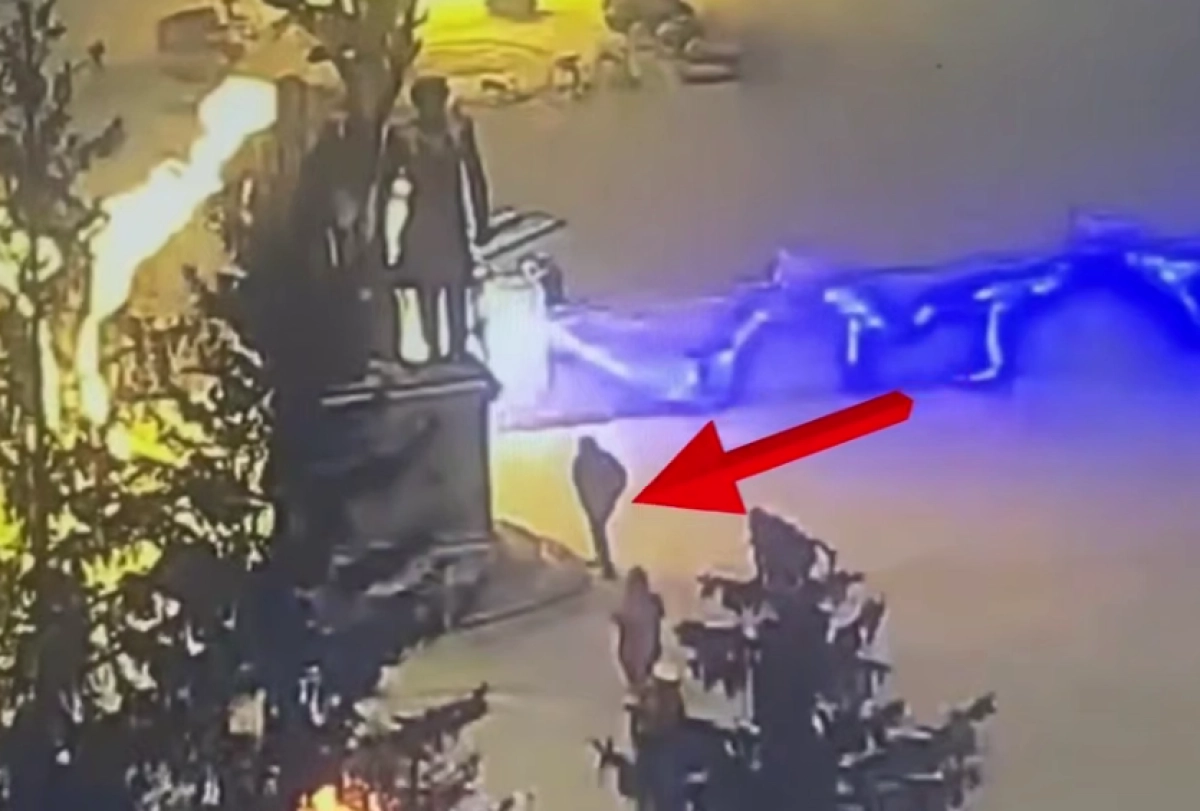 Кадр из видео