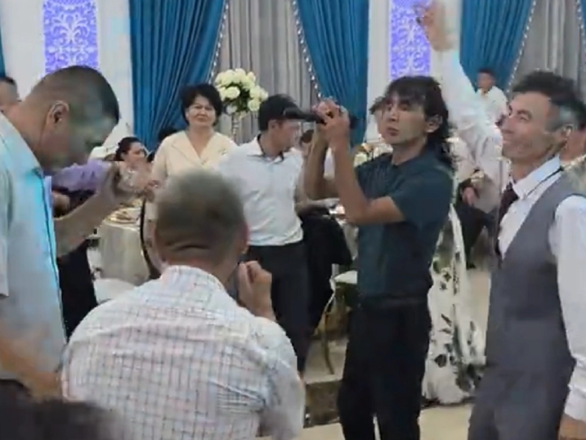 Кадр видео