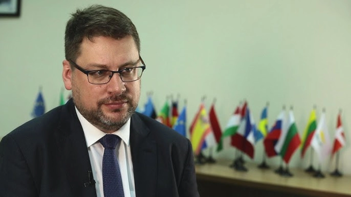 Кадр из видео