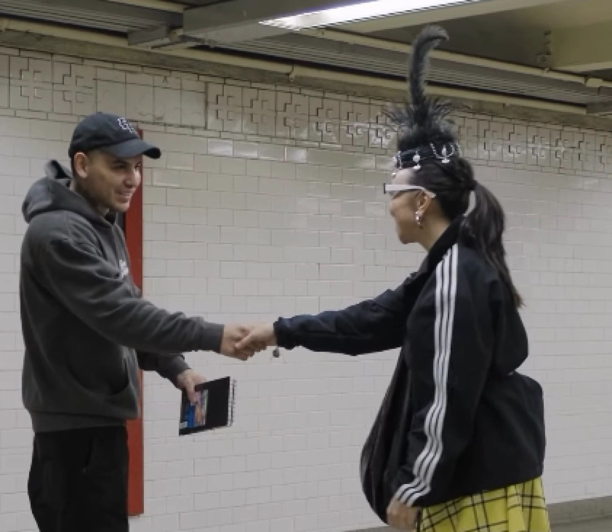 Кадр из видео