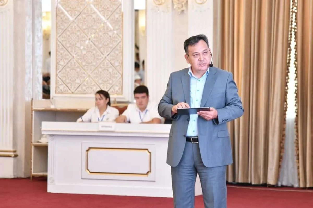 Уволенный глава Каратауского района Рахымберды Мулкеманов. Фото: citynews.kz