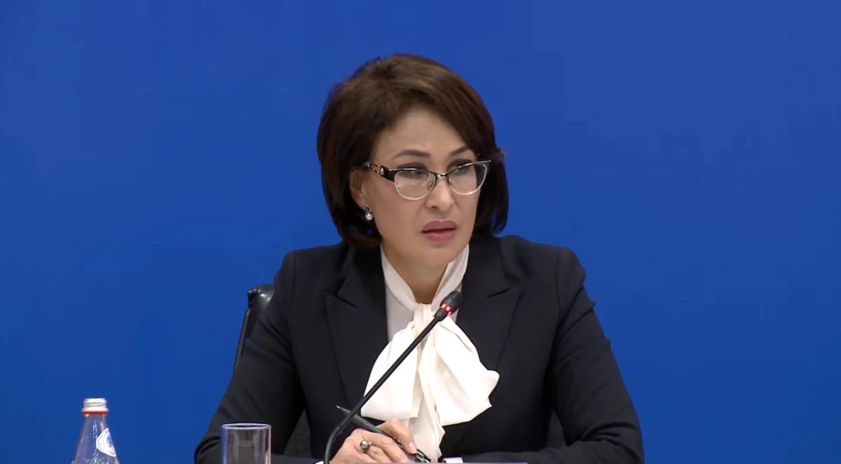 Акмарал Альназарова, кадр трансляции