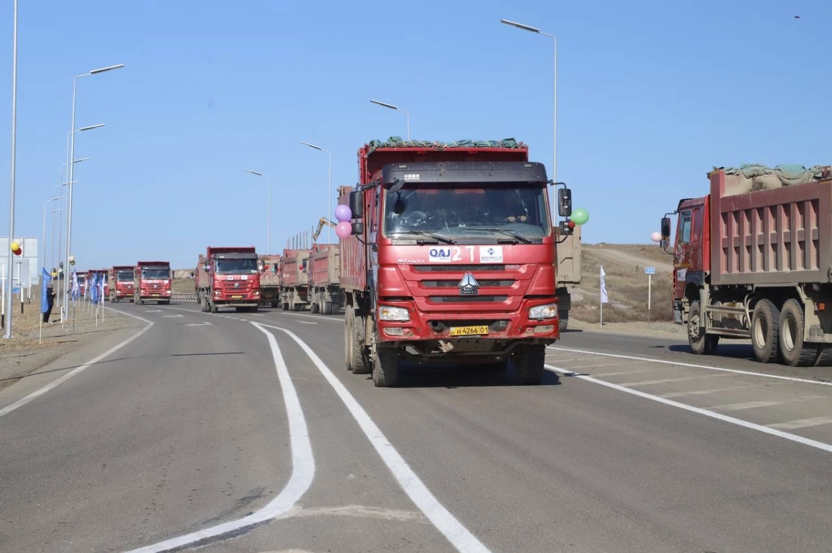 Майлы қара әйелден алынған минет