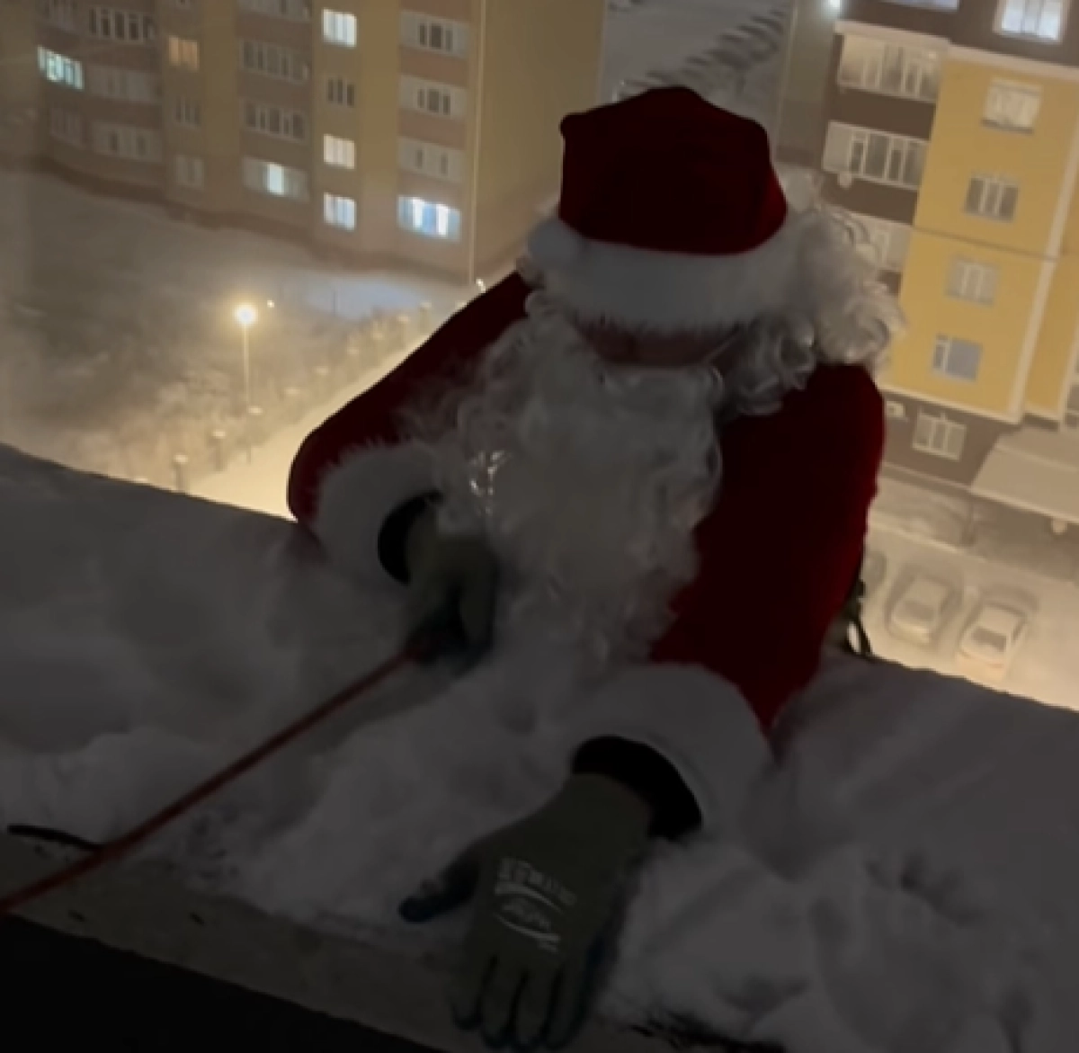 Кадр из видео