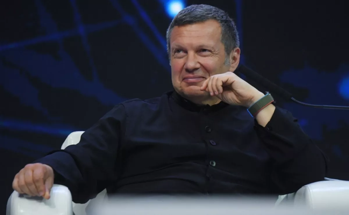 На фото Владимир Соловьёв