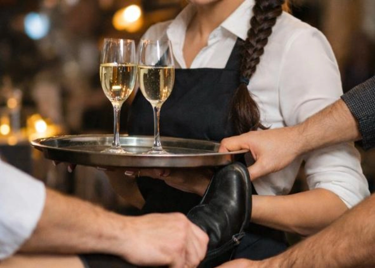 Фото сгенерировано нейросетью