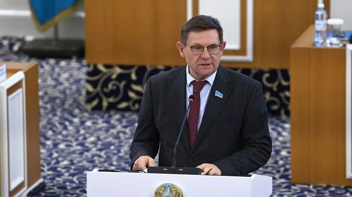 На фото Сергей Пономарев