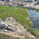 В Астане сносят бетонный завод на Талдыколе