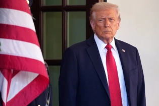 Трамп неожиданно отказался встречаться с Путиным