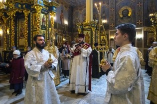 Что на самом деле происходит в храмах на Рождество в Казахстане. Фоторепортаж