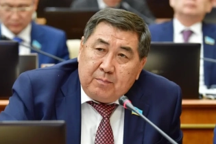 От «удушья» при Назарбаеве до военных угроз: Бапи объяснил, почему Казахстан уязвим