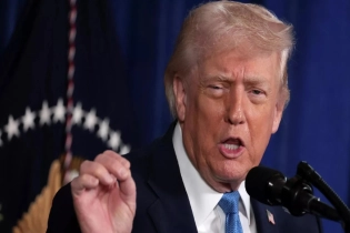 Президент США заявил, что Тегеран запросил переговоры