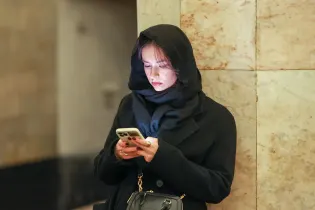 Москвичам стали приходить СМС об ограничении мобильного интернета