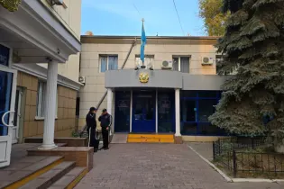 Казахстанец оспорил дело о пьяной езде: полицейских могут уволить