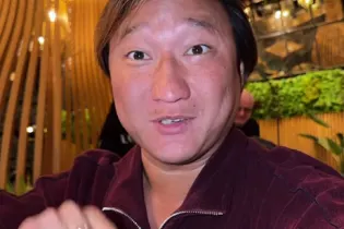 Скандальный блогер из России высказался о работе полиции в Казахстане