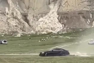 Водителя арестовали после скандального дрифта в «Долине замков» в Мангистау