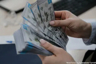 Казахстанцам пообещали достойную пенсию после повышения порогов