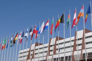 Евросоюз впервые ввел санкции против Кыргызстана за помощь России