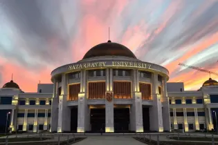 Назарбаев Университет не будут проверять после скандала с «антикварным» оружием