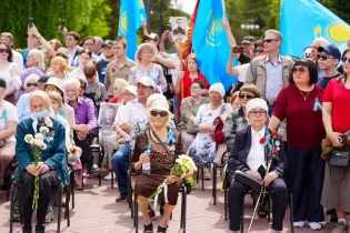 Өскеменде Жеңіс күніне орай салтанатты жиын өтті