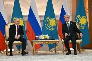 Раскрыты детали переговоров Токаева и Путина в узком составе