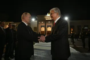 Токаев проводил Путина в аэропорту Астаны