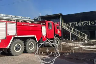 Пожар в торговом центре произошел в Жамбылской области