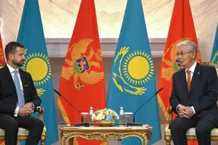 Токаев провел переговоры с президентом Черногории